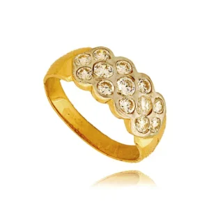 Ponadczasowy pierścionek o luksusowym wyglądzie.