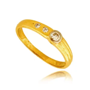 Elegancki pierścionek ze złota o ponadczasowym charakterze.