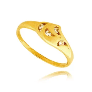 Elegancki pierścionek ze złota o ponadczasowym charakterze.