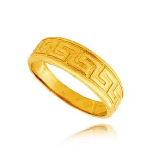 Delikatny pierścionek wykonany z wysokiej jakości złota.