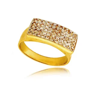 Złoty pierścionek podkreślający subtelny blask kamieni.