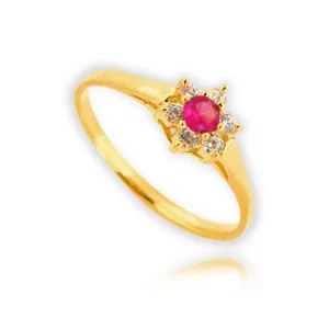 Stylowy pierścionek o eleganckiej i kobiecej formie.