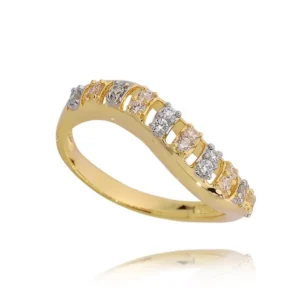 Elegancki pierścionek ze złota o ponadczasowym charakterze.