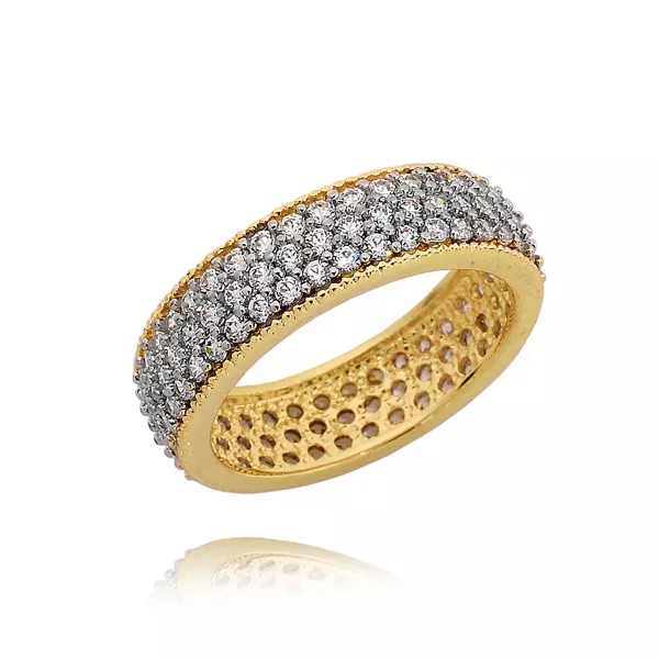 Biżuteria o wyjątkowym połysku i starannym wykończeniu.