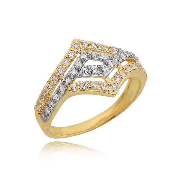 Elegancki pierścionek będący doskonałym dodatkiem do stylizacji.