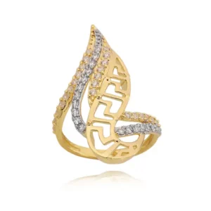 Stylowy pierścionek o eleganckiej i kobiecej formie.