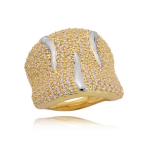 Pierścionek ze złota łączący klasykę z nowoczesnością.