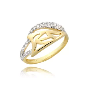 Złoty pierścionek podkreślający subtelny blask kamieni.