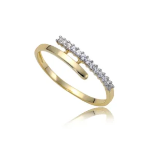 Elegancki pierścionek ze złota o ponadczasowym charakterze.