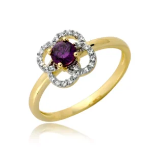 Stylowy pierścionek o eleganckiej i kobiecej formie.