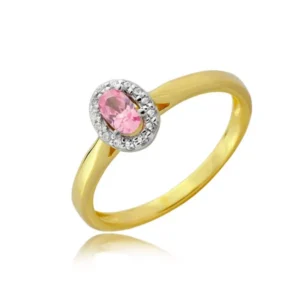 Elegancki pierścionek ze złota o ponadczasowym charakterze.