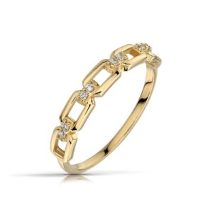 Elegancki pierścionek będący doskonałym dodatkiem do stylizacji.