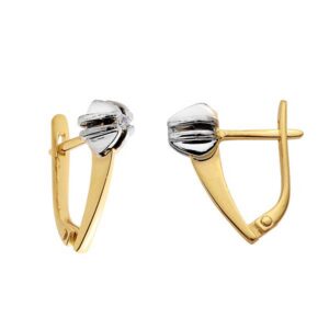 Złote kolczyki o klasycznej i ponadczasowej formie.