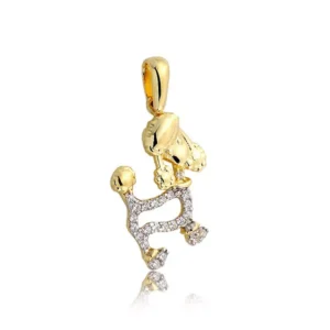 Złoty wisiorek wykonany z dbałością o detale.