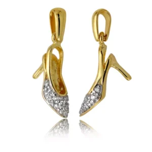 Złoty wisiorek w nowoczesnym wydaniu.